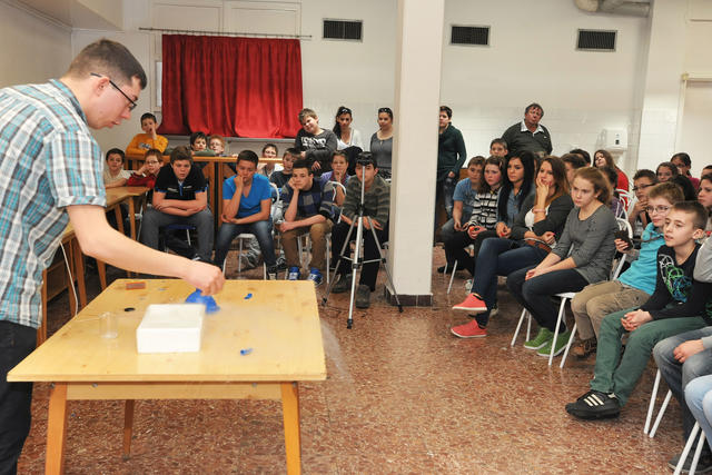 DBKN2013_100